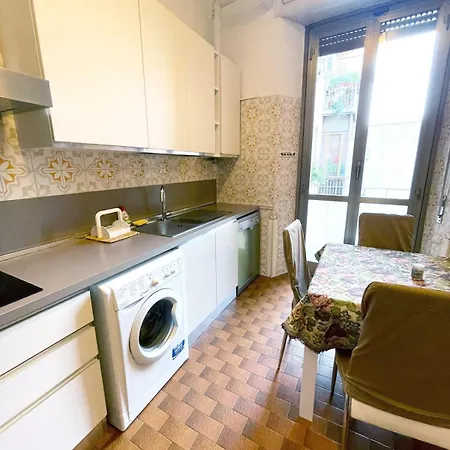Grand Corner 32 Apartment Milan